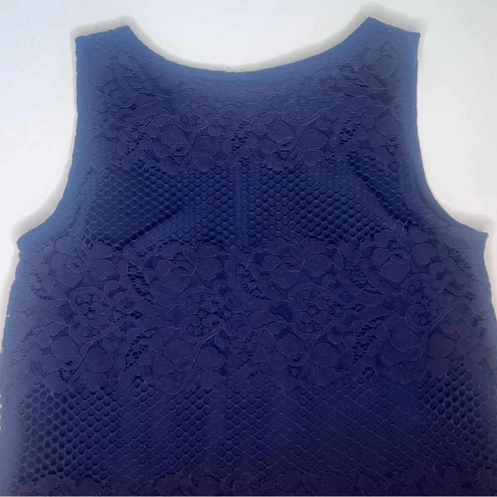 LOFT Lace Overlay Scalloped Hem Sleeveless Lined Navy Blue Top Blouse Size XXSP‎